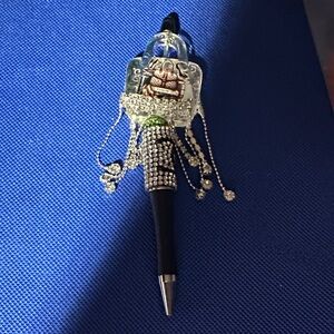 Elegant Black and Silver Decorative Pen